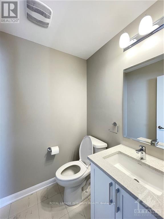1067 Speedvale Court, Ottawa, Ontario  K2T 0P6 - Photo 12 - X12426396