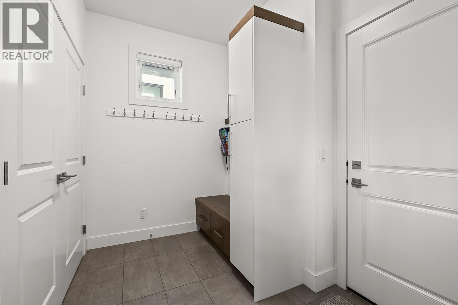 1174 Goldfinch Place, Kelowna, British Columbia  V1W 5M1 - Photo 23 - 10362872