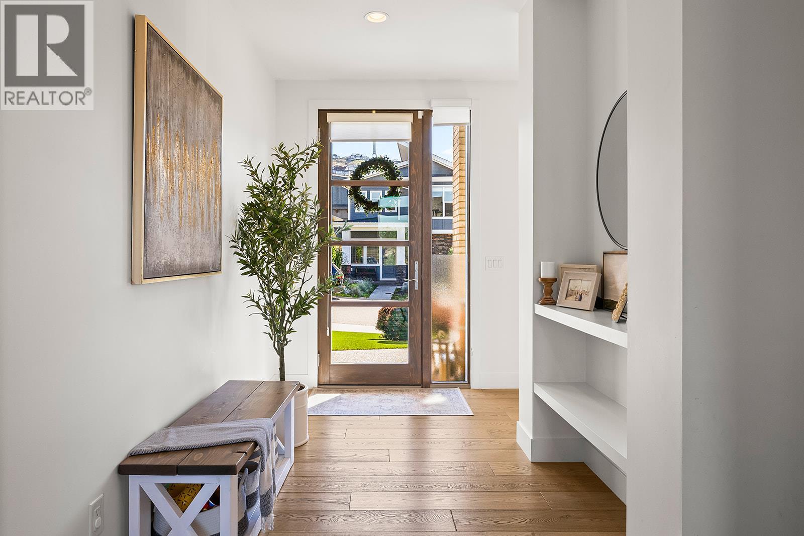 1174 Goldfinch Place, Kelowna, British Columbia  V1W 5M1 - Photo 3 - 10362872
