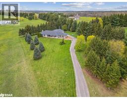 331 MOUNTSBERG Road, Hamilton, Ontario