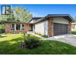 12 Suntree Lane