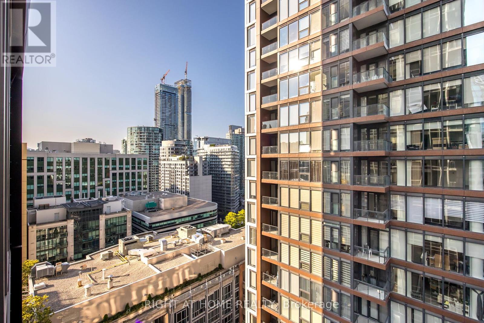 1512 - 35 MERCER STREET, Toronto, Ontario
