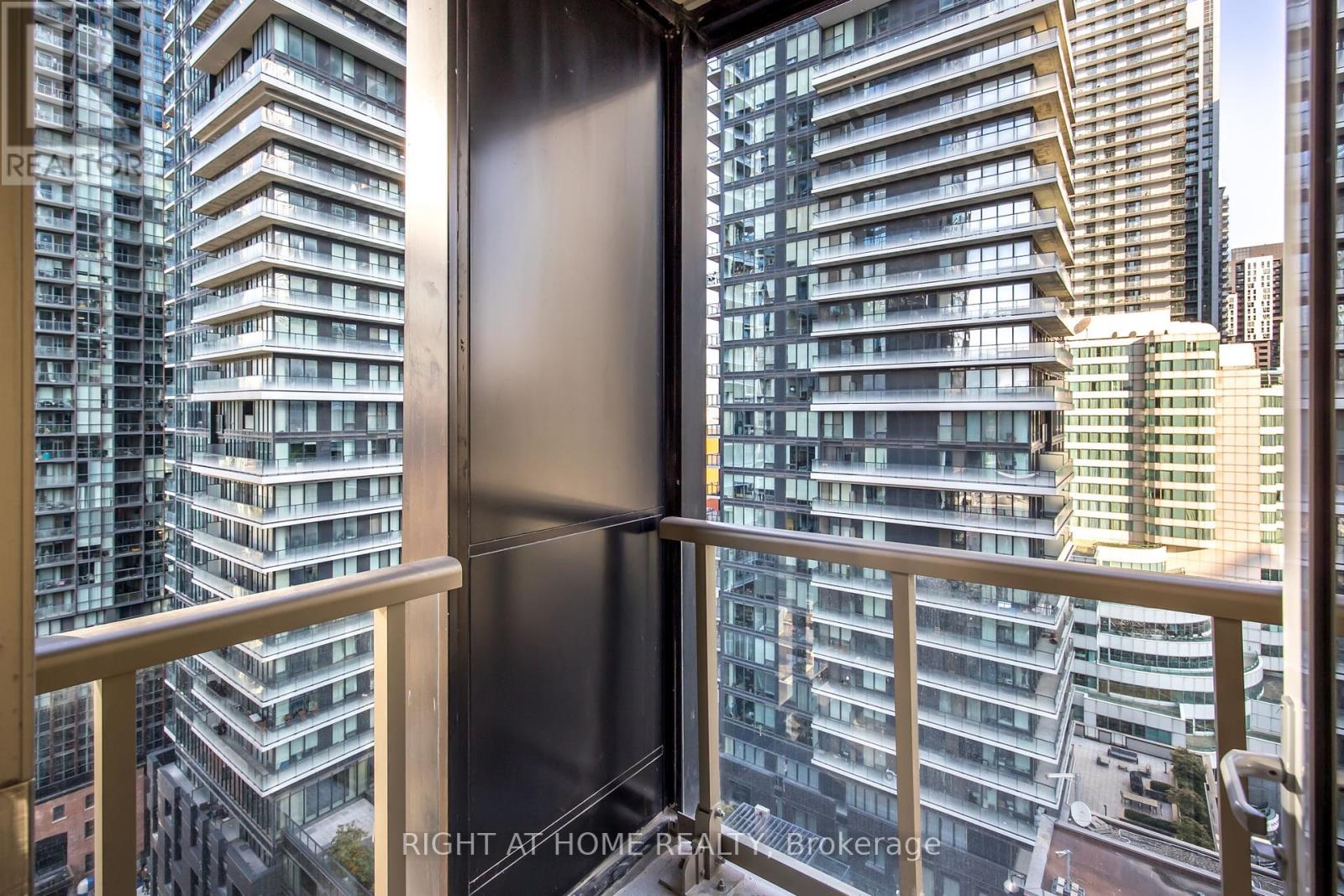 1512 - 35 Mercer Street, Toronto, Ontario  M5V 1H2 - Photo 23 - C12426172