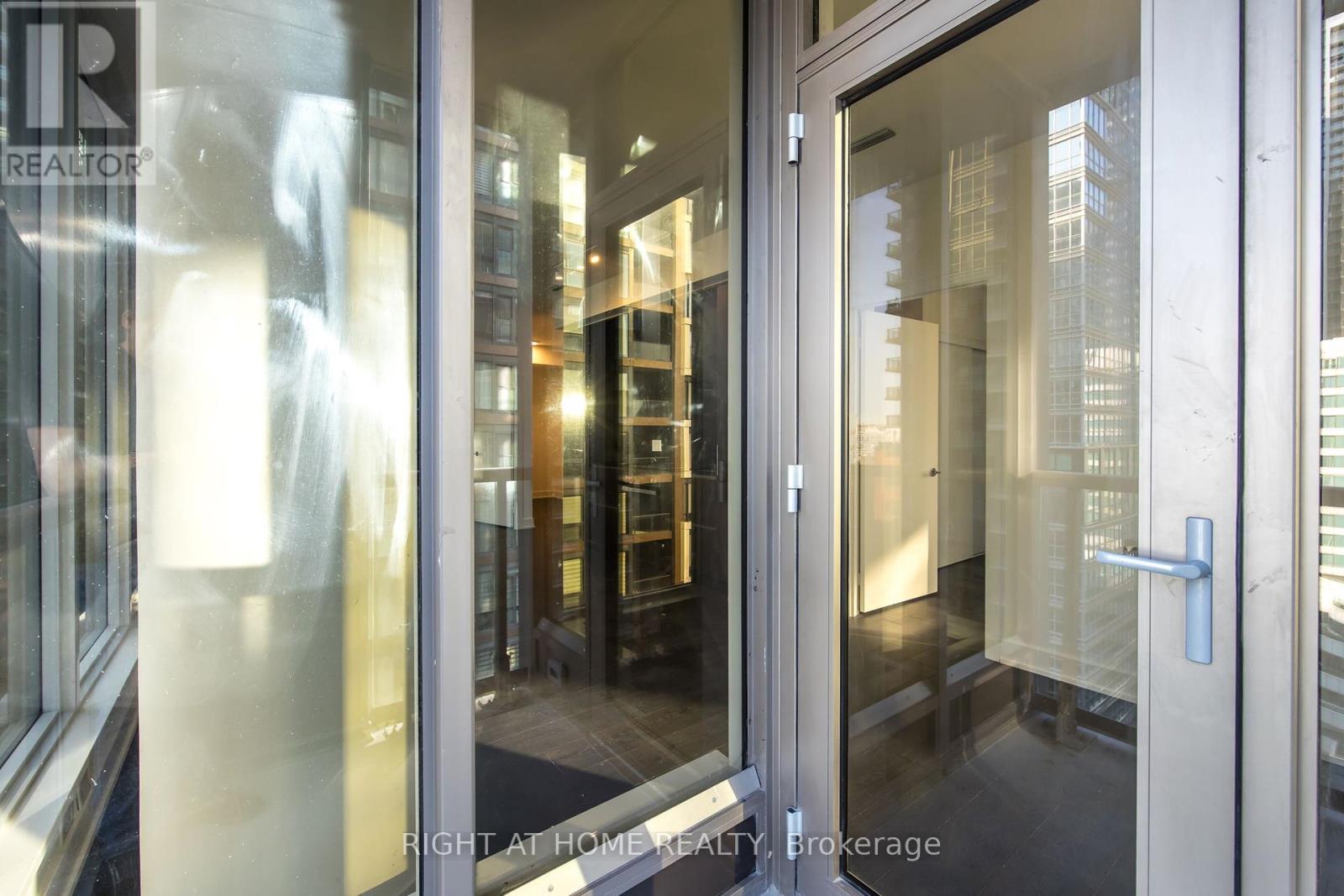 1512 - 35 Mercer Street, Toronto, Ontario  M5V 1H2 - Photo 27 - C12426172