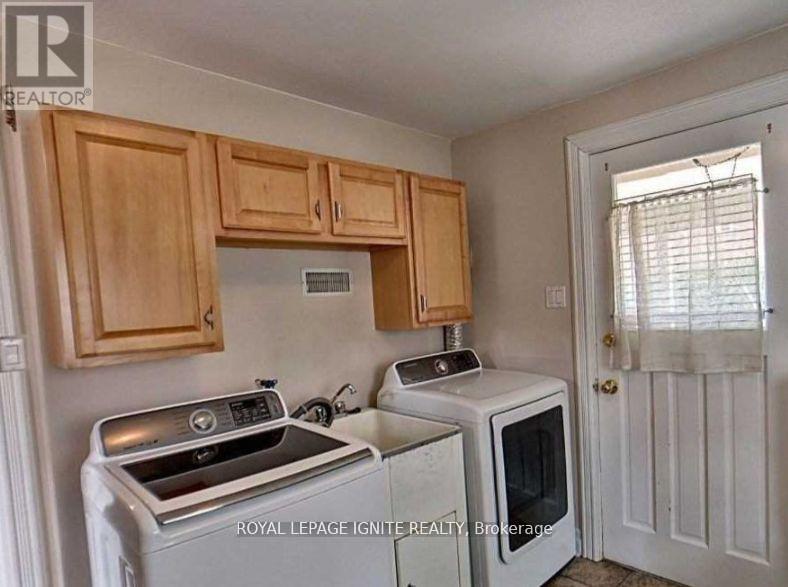 182 Albert Street, Oshawa, Ontario  L1H 4R2 - Photo 6 - E12426138