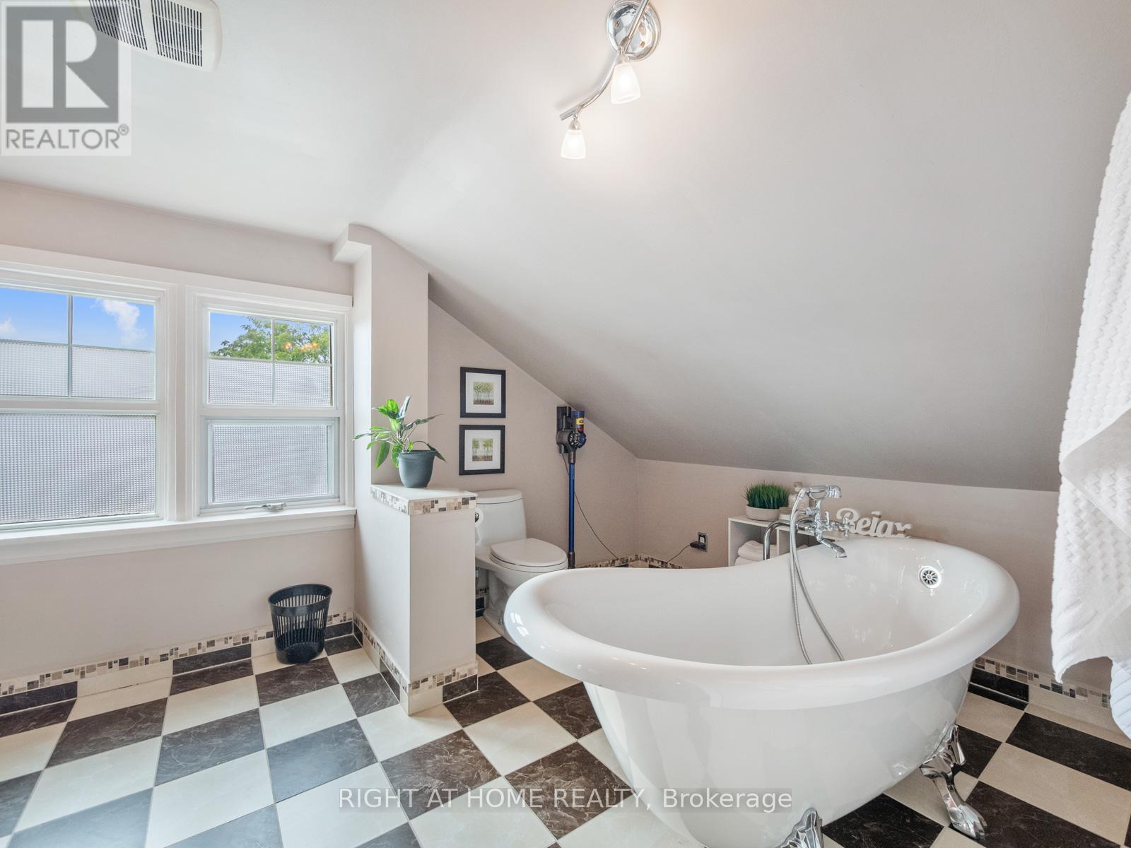 300 William Street E, Oshawa, Ontario  L1G 1K8 - Photo 22 - E12426198