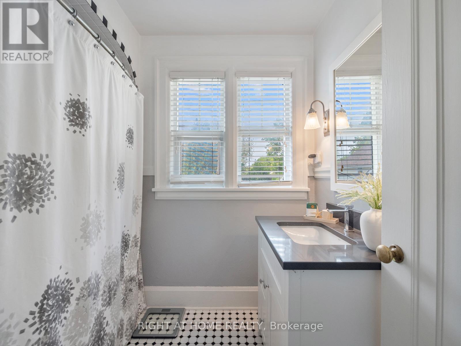 300 William Street E, Oshawa, Ontario  L1G 1K8 - Photo 32 - E12426198