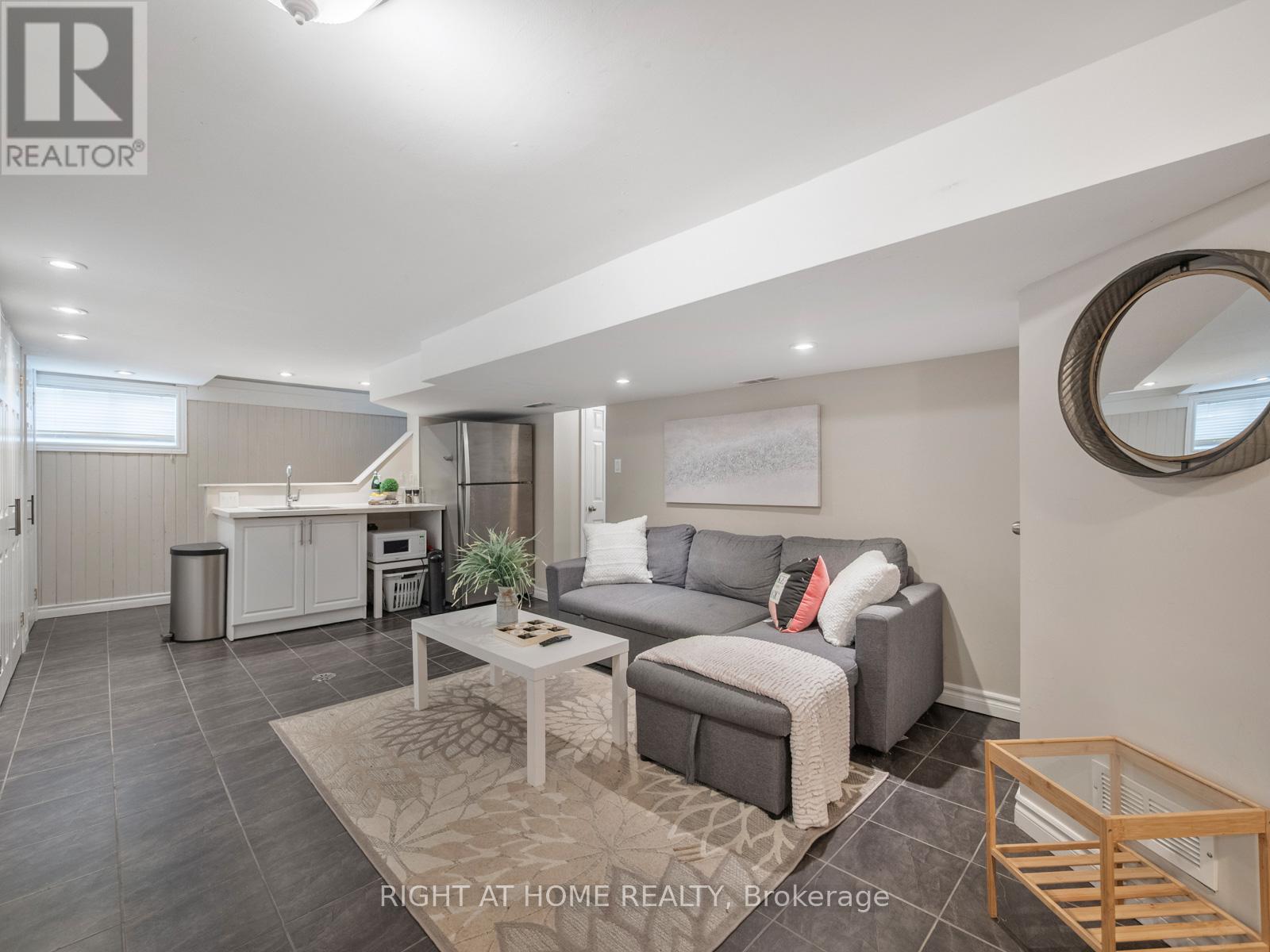 300 William Street E, Oshawa, Ontario  L1G 1K8 - Photo 36 - E12426198