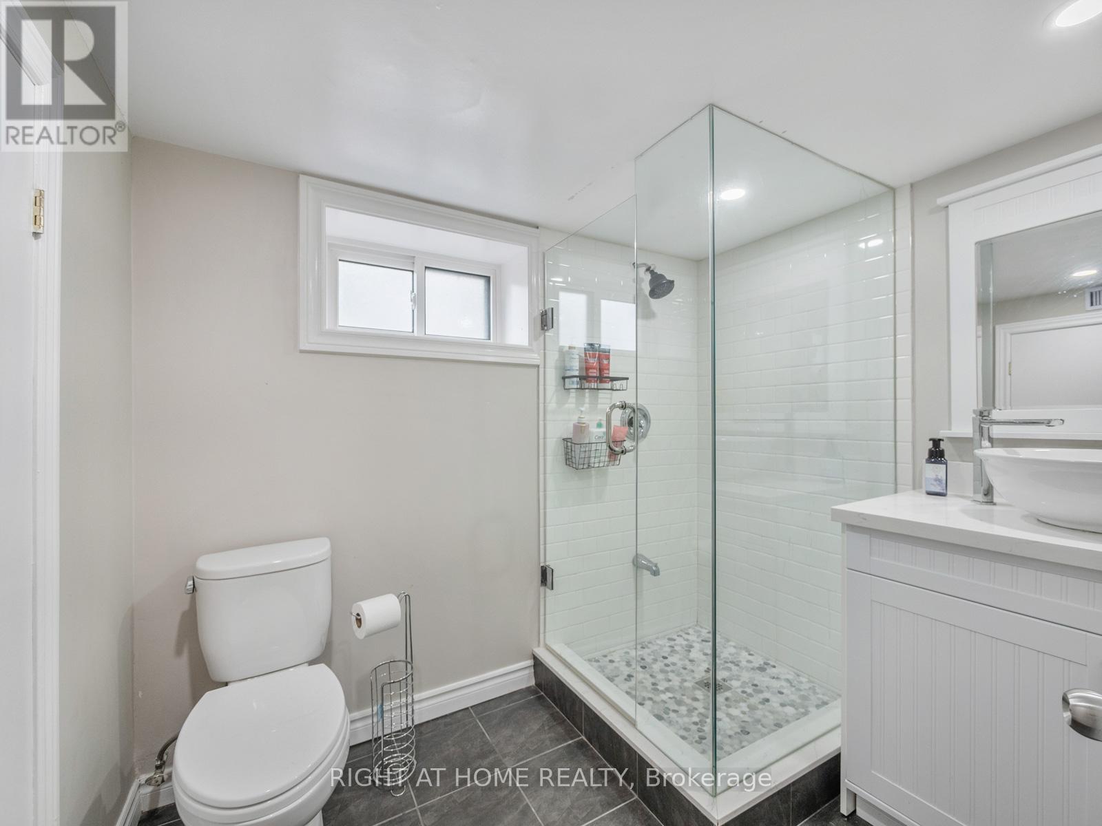 300 William Street E, Oshawa, Ontario  L1G 1K8 - Photo 40 - E12426198