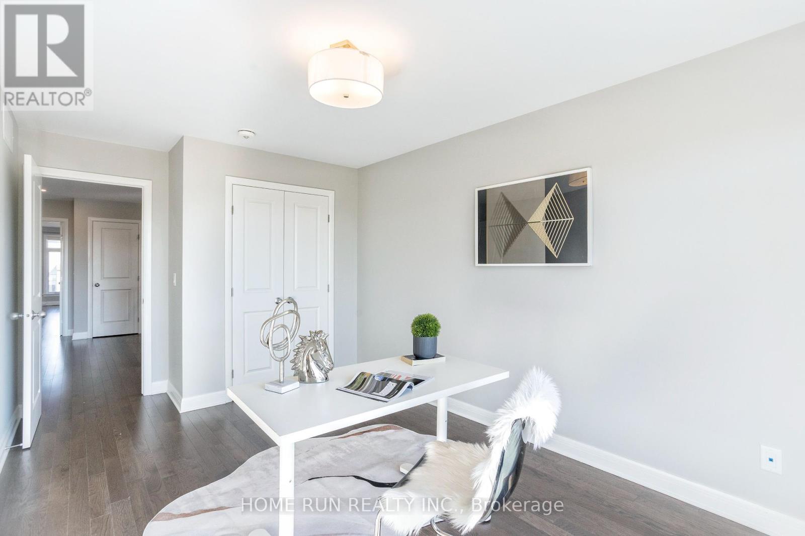 82 Michael Stoqua Street, Ottawa, Ontario  K1K 5A2 - Photo 32 - X12425358