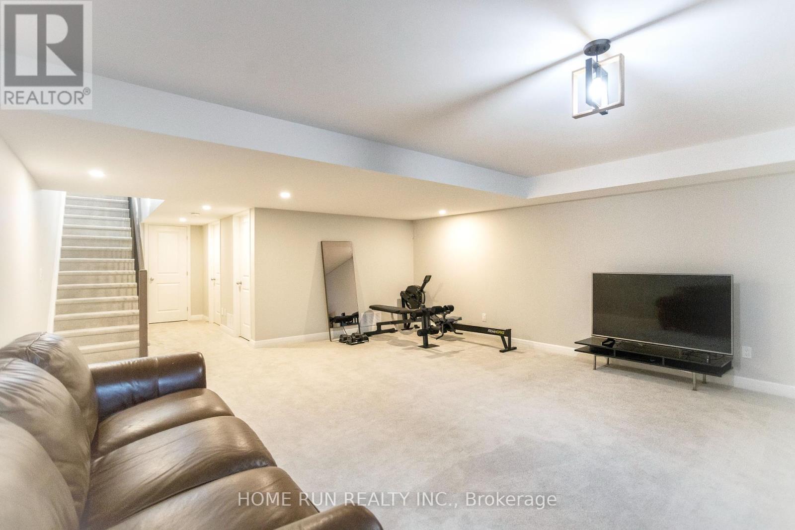 82 Michael Stoqua Street, Ottawa, Ontario  K1K 5A2 - Photo 34 - X12425358