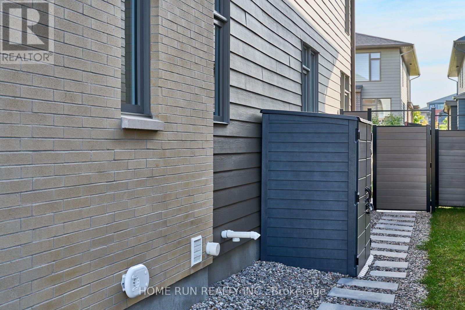 82 Michael Stoqua Street, Ottawa, Ontario  K1K 5A2 - Photo 36 - X12425358