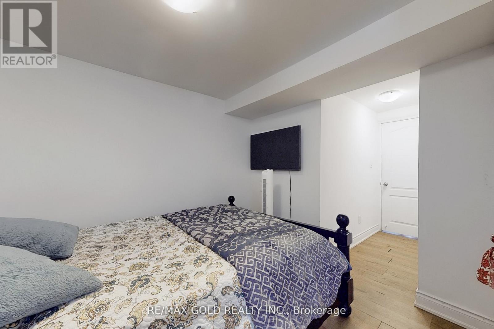 Main - 205 Cherry Court, Barrie, Ontario  L4N 4A5 - Photo 36 - S12373523