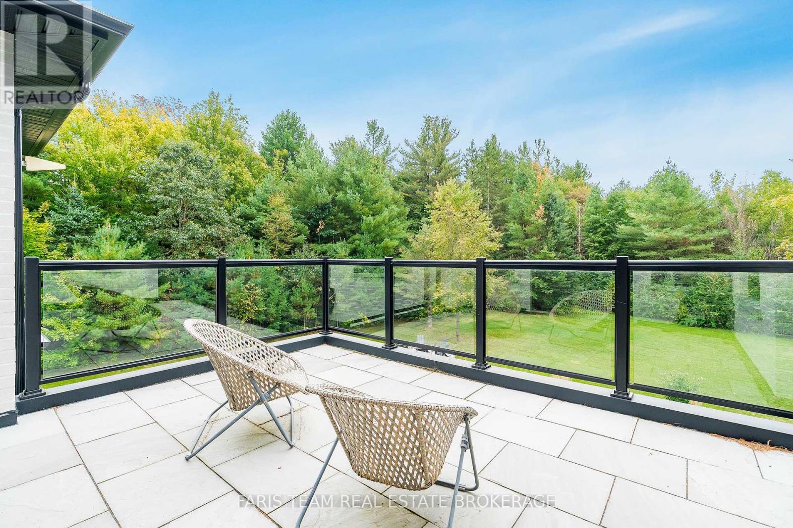 4 Sycamore Circle, Springwater (Phelpston), Ontario  L0L 2K0 - Photo 28 - S12426195
