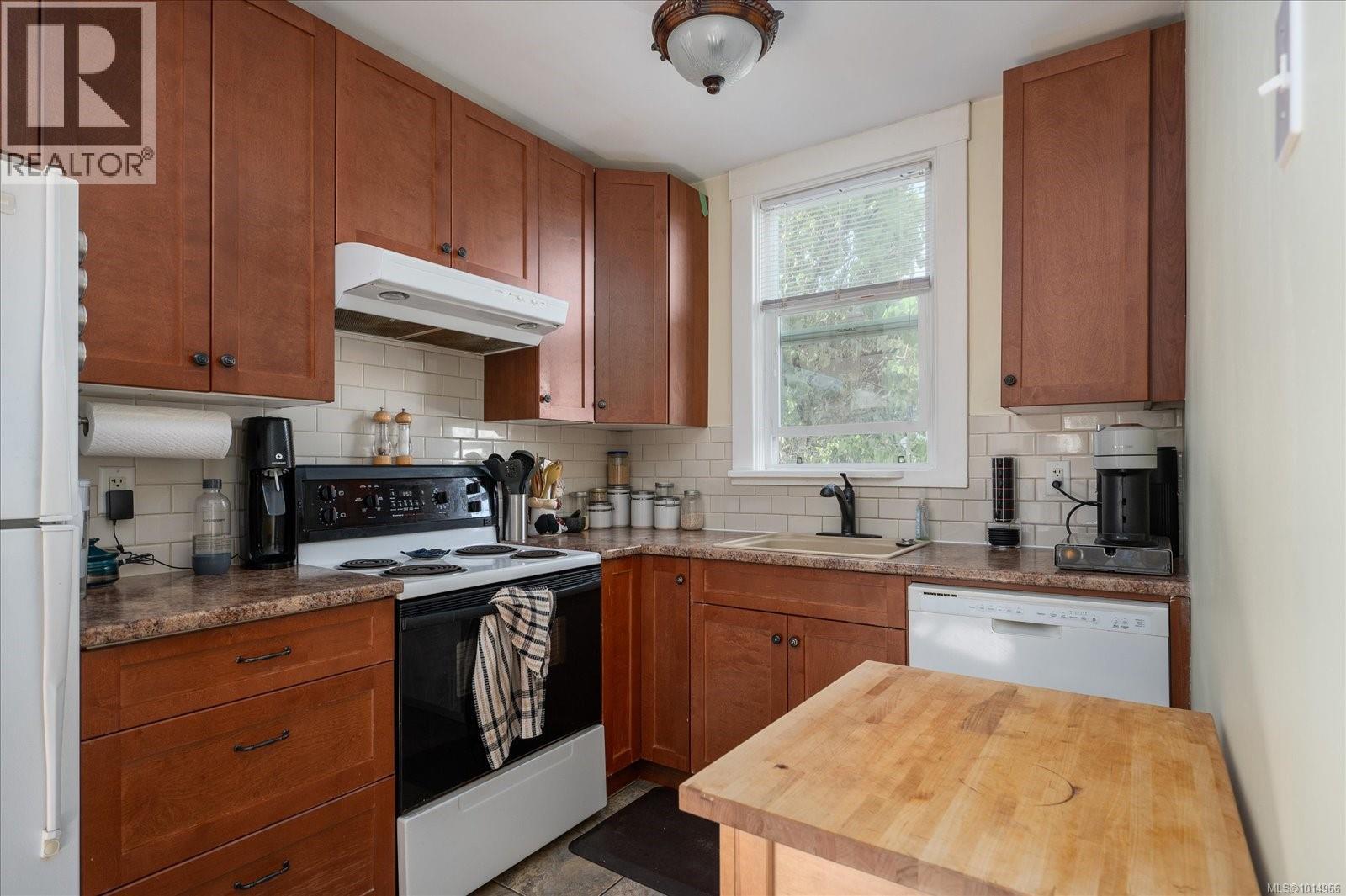397 Machleary St, Nanaimo, British Columbia  V9R 2G8 - Photo 3 - 1014966