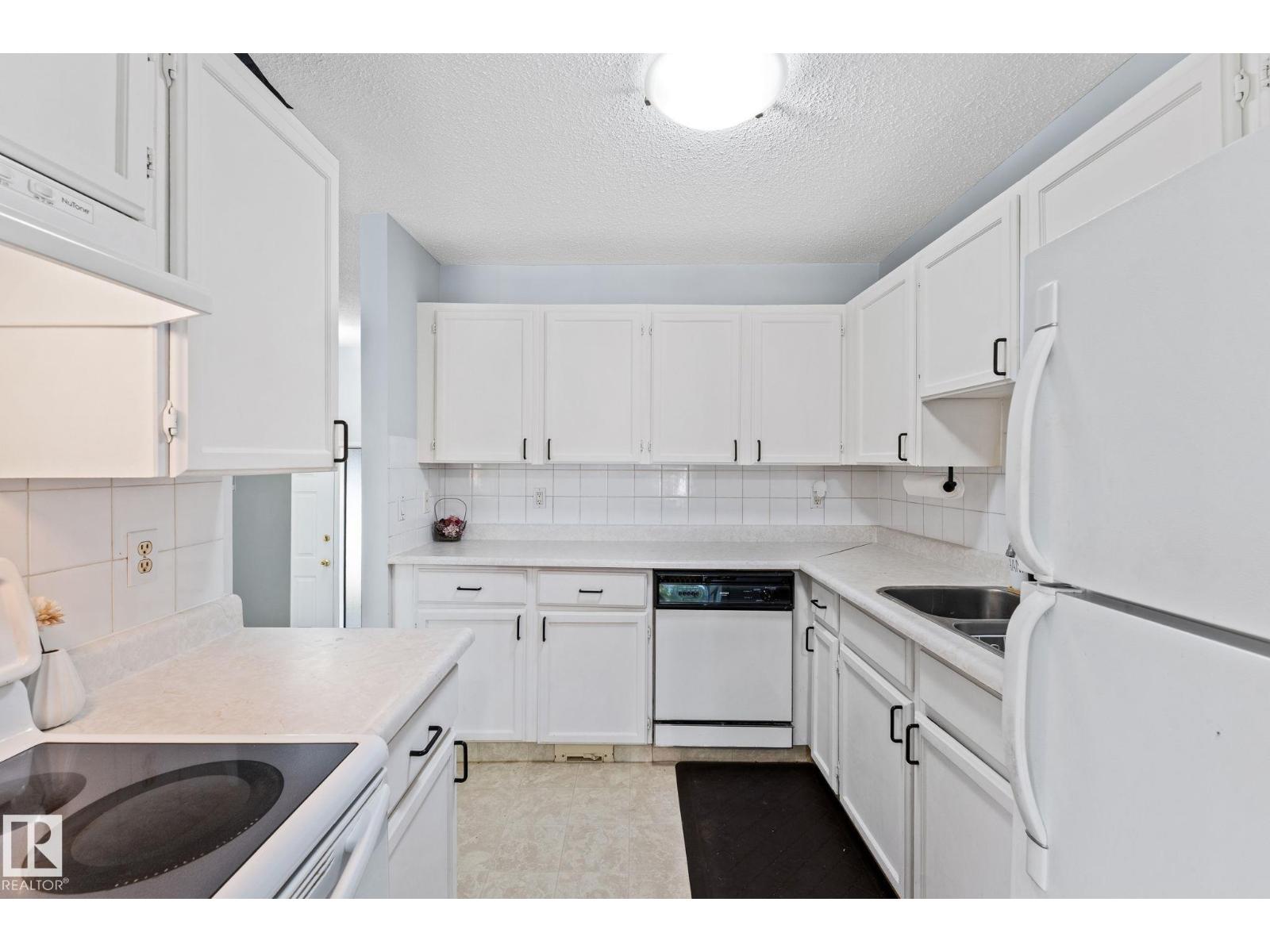 182 Callingwood Pl Nw, Edmonton, Alberta  T5T 2C6 - Photo 13 - E4459414
