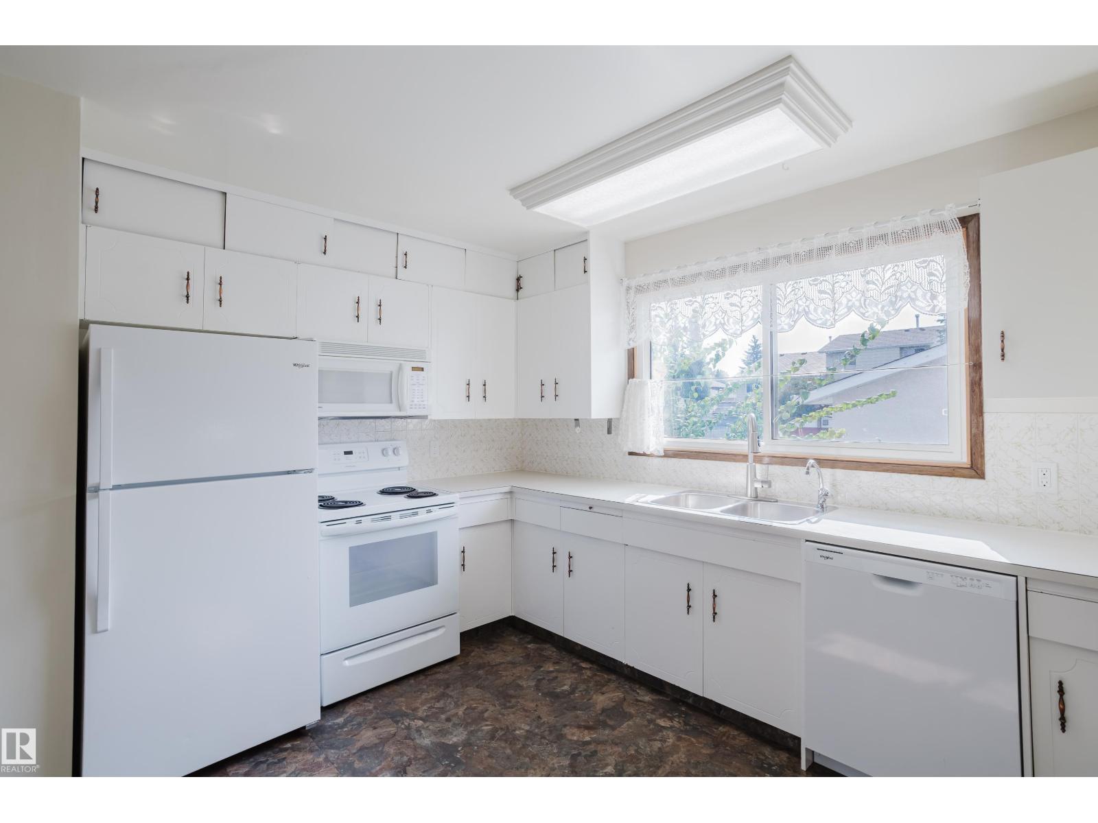 75 Westview Cr, Spruce Grove, Alberta  T7X 1L3 - Photo 6 - E4459416