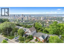 47 MOUNTAIN PARK Avenue, Hamilton, Ontario