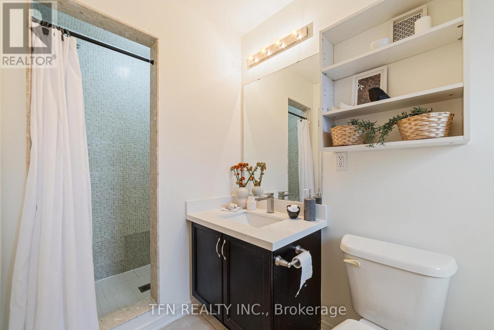 7166 Triumph Lane, Mississauga, Ontario  L5N 0C5 - Photo 27 - W12426169