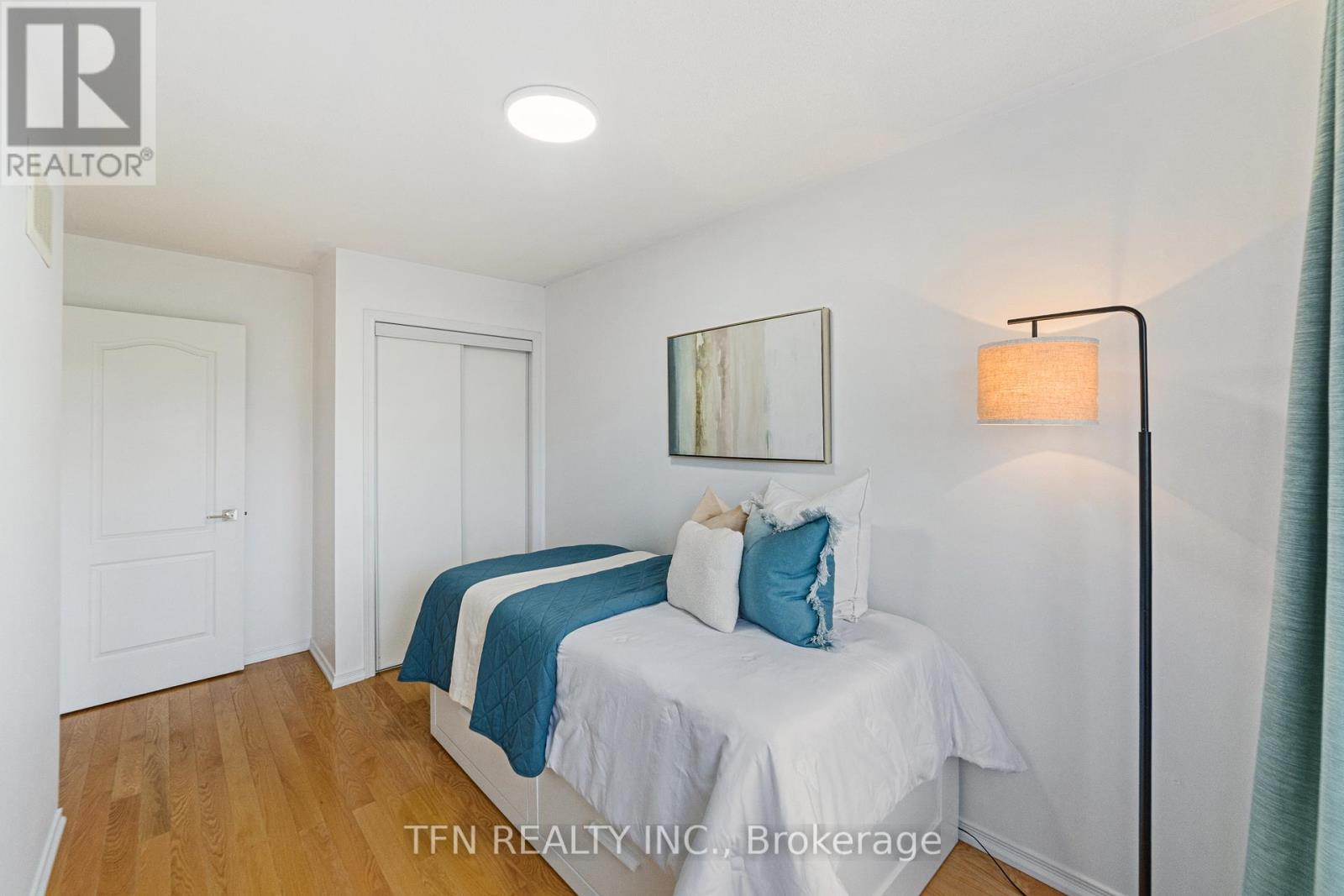 7166 Triumph Lane, Mississauga, Ontario  L5N 0C5 - Photo 33 - W12426169