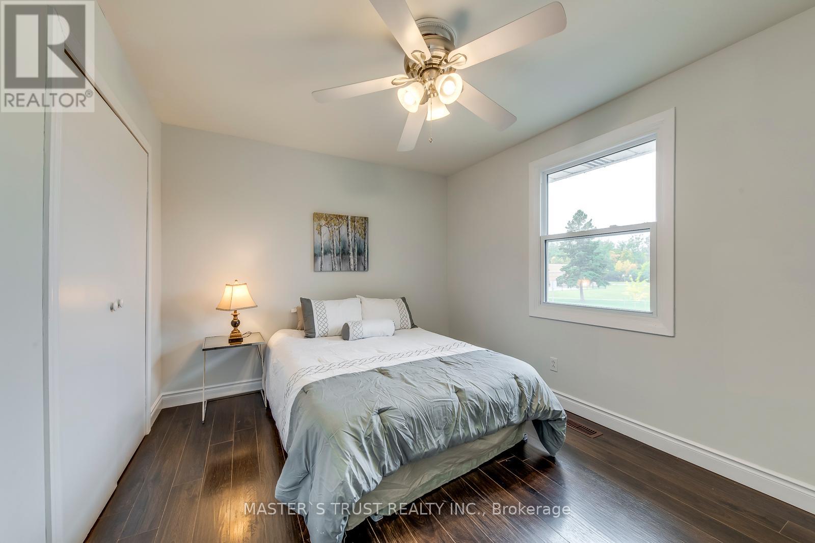 247 Kenwood Avenue, Burlington, Ontario  L7L 4L9 - Photo 25 - W12426183
