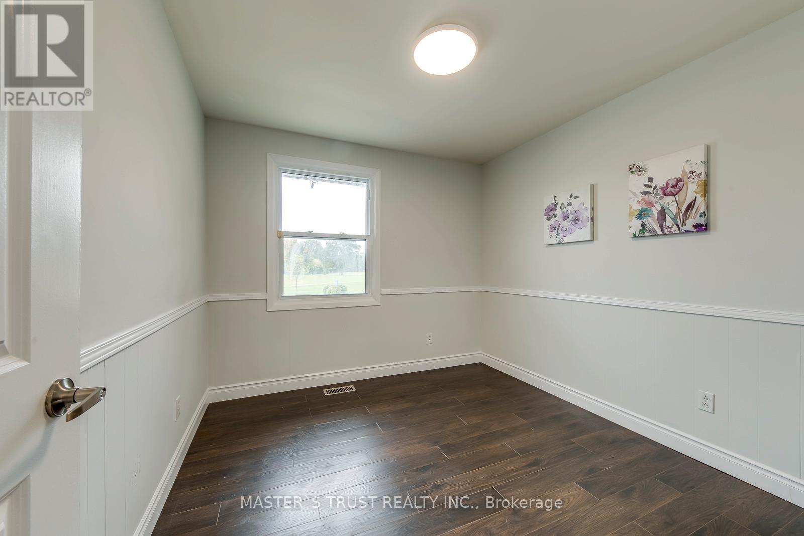 247 Kenwood Avenue, Burlington, Ontario  L7L 4L9 - Photo 28 - W12426183