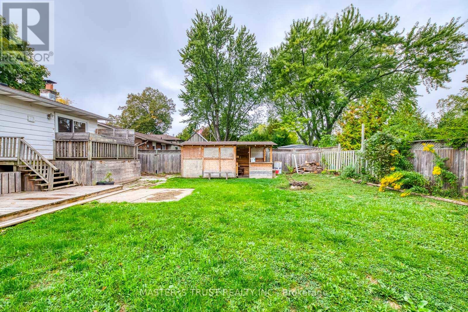 247 Kenwood Avenue, Burlington, Ontario  L7L 4L9 - Photo 48 - W12426183
