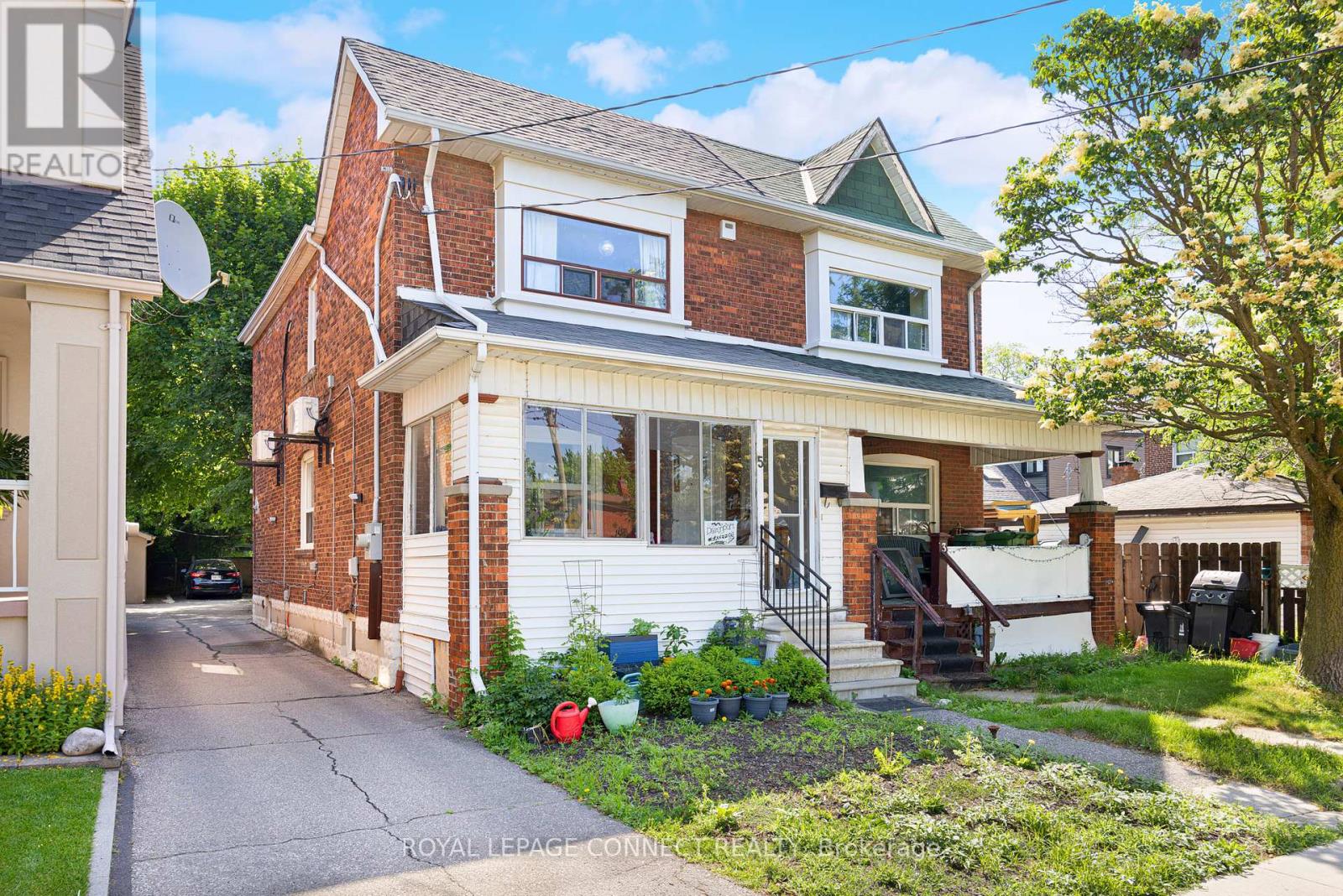 5 ROSETHORN AVENUE, Toronto, Ontario