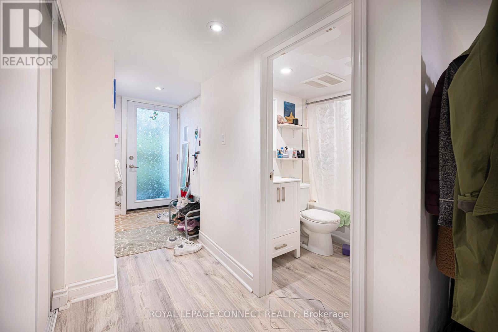 5 Rosethorn Avenue, Toronto, Ontario  M6N 3K7 - Photo 30 - W12426211