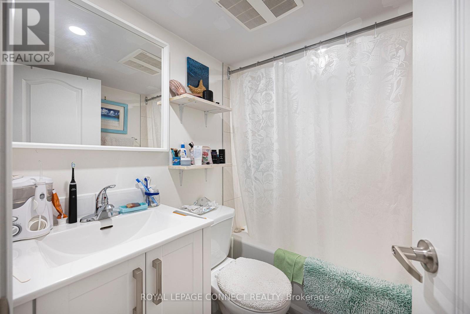 5 Rosethorn Avenue, Toronto, Ontario  M6N 3K7 - Photo 31 - W12426211