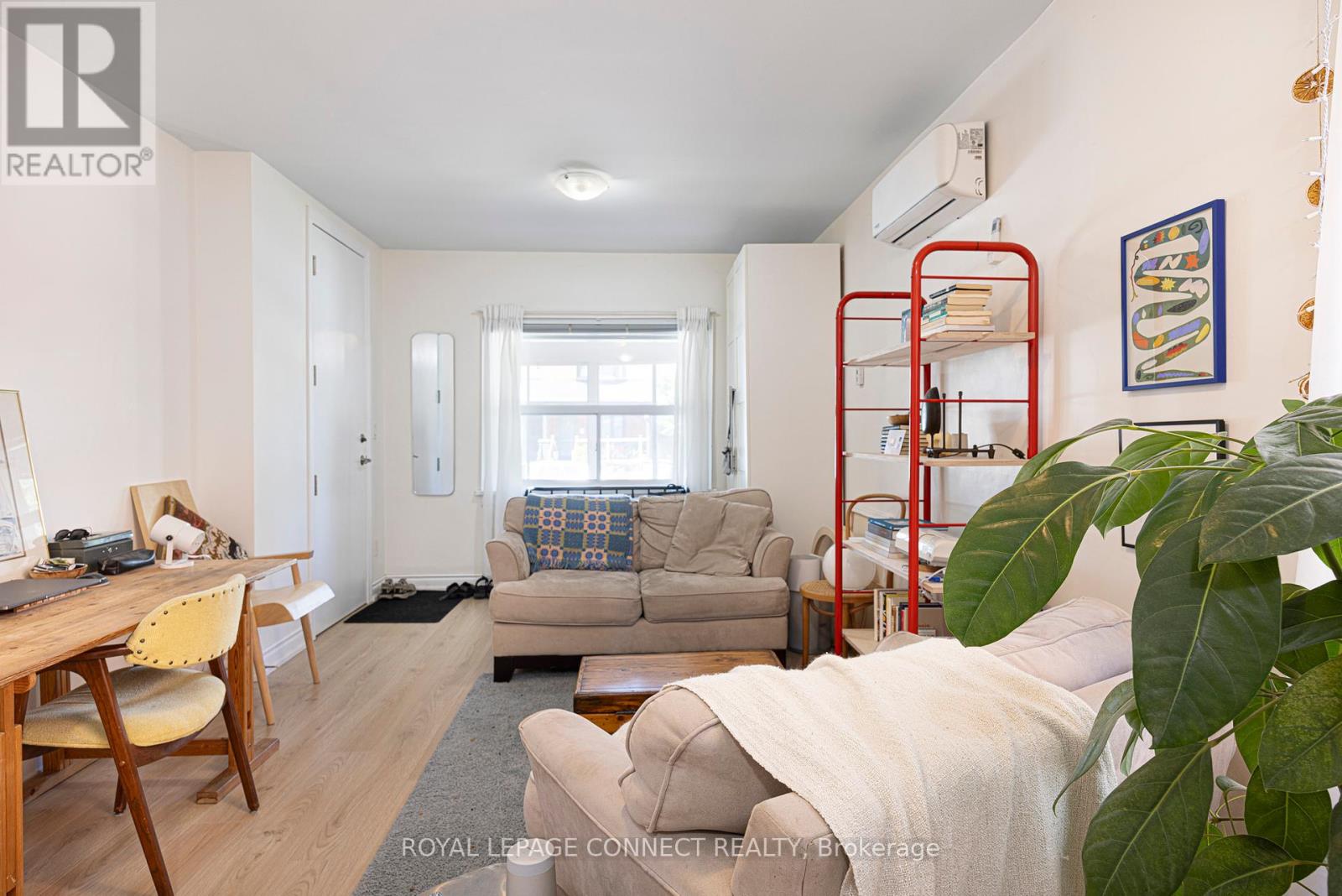 5 Rosethorn Avenue, Toronto, Ontario  M6N 3K7 - Photo 4 - W12426211
