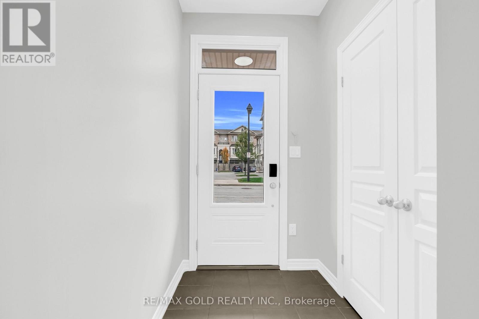 27 - 4145 Palermo Common, Burlington, Ontario  L7L 0G7 - Photo 13 - W12426215