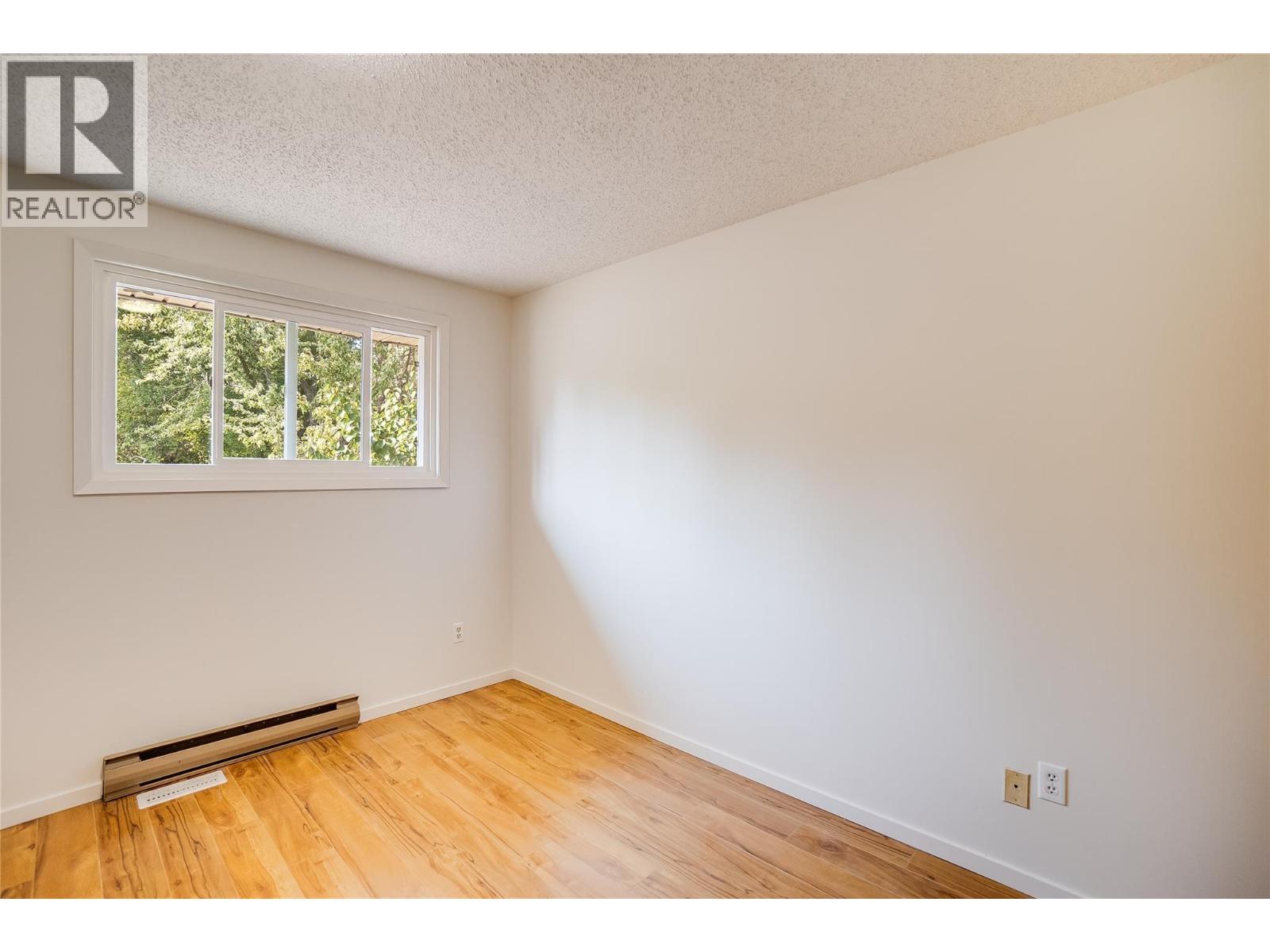 2912 5th Avenue, Castlegar, British Columbia  V1N 2T8 - Photo 19 - 10364104