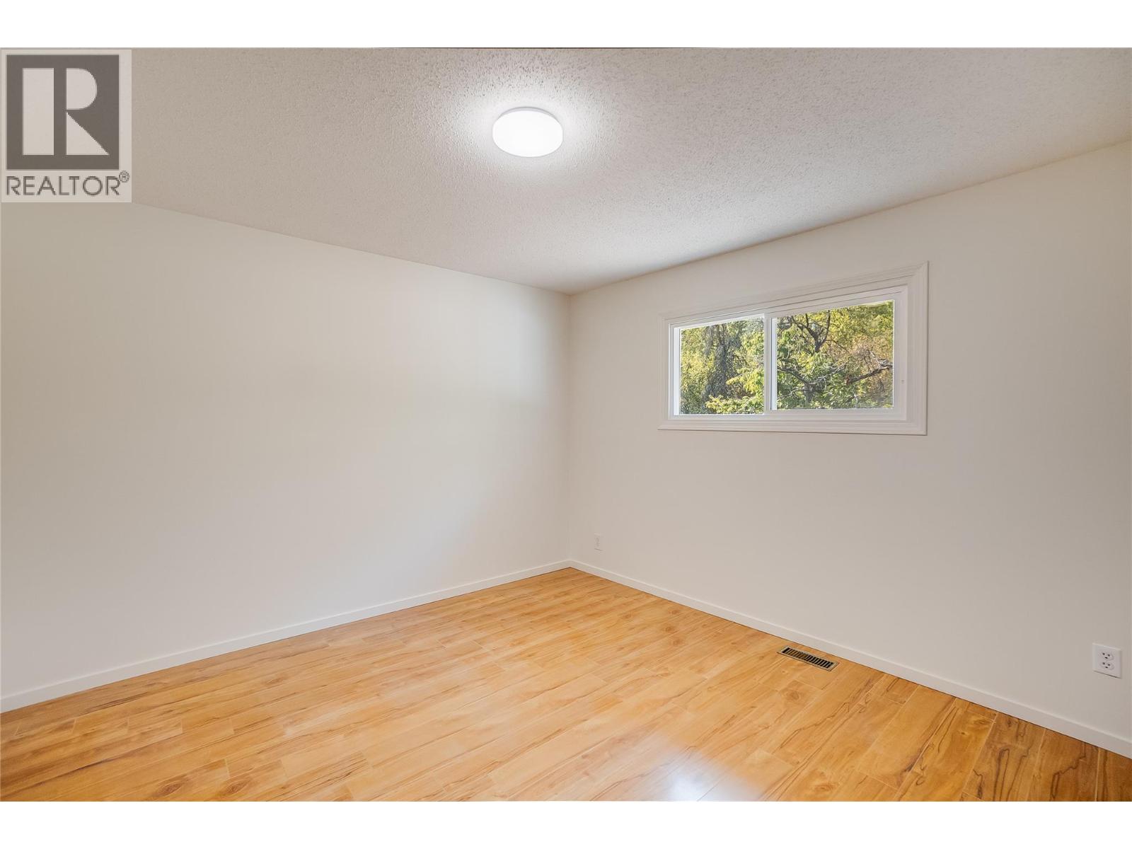 2912 5th Avenue, Castlegar, British Columbia  V1N 2T8 - Photo 26 - 10364104