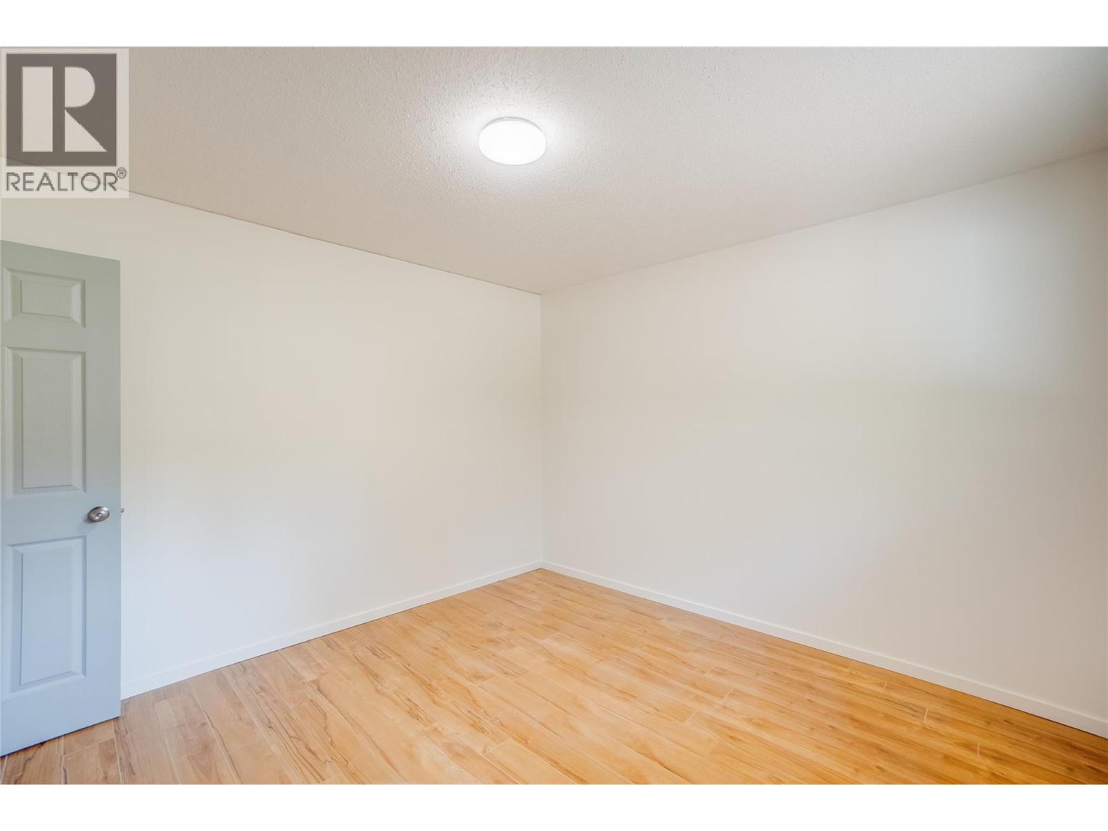 2912 5th Avenue, Castlegar, British Columbia  V1N 2T8 - Photo 29 - 10364104