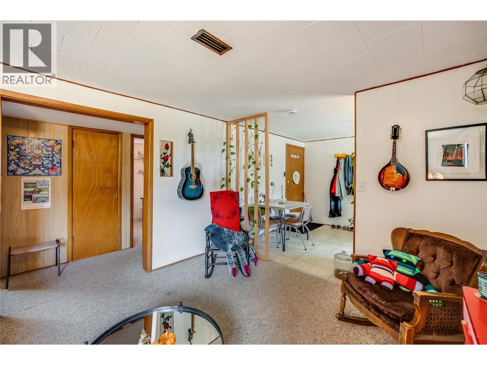 2912 5th Avenue, Castlegar, British Columbia  V1N 2T8 - Photo 41 - 10364104