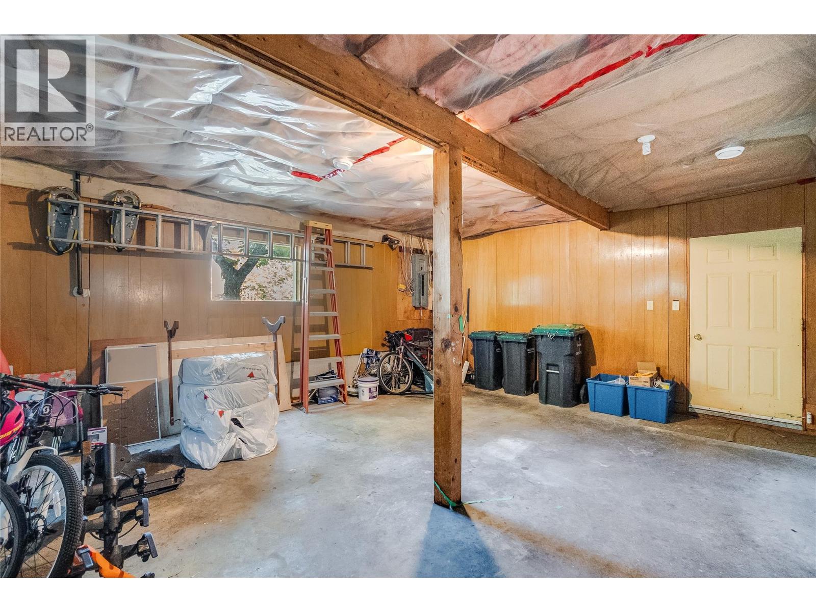 2912 5th Avenue, Castlegar, British Columbia  V1N 2T8 - Photo 49 - 10364104