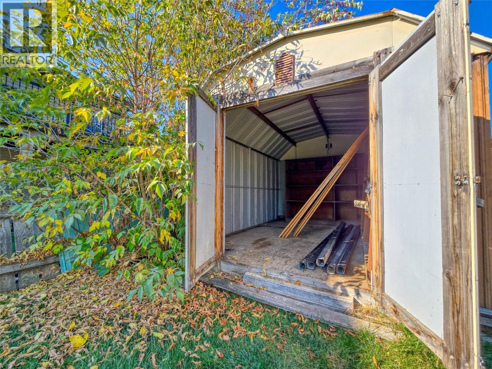 9181 Starke Avenue, Wilmer, British Columbia  V0A 1K5 - Photo 11 - 10363919