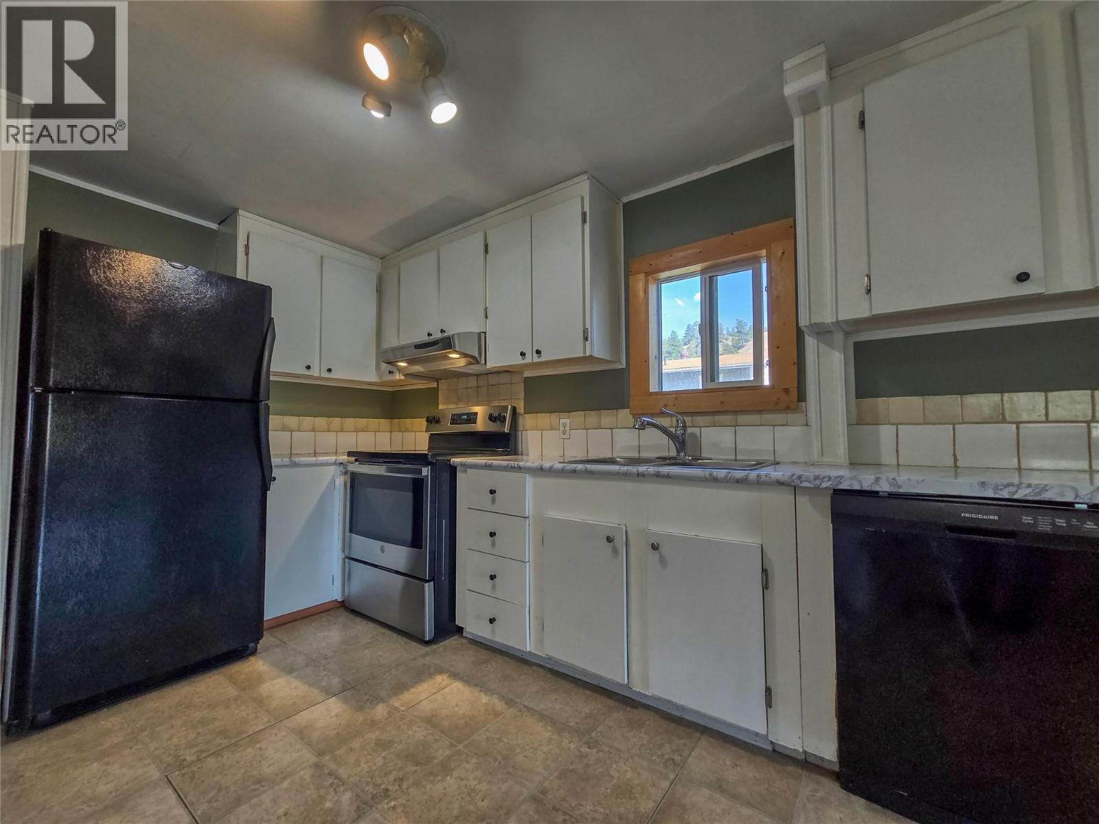 9181 Starke Avenue, Wilmer, British Columbia  V0A 1K5 - Photo 29 - 10363919