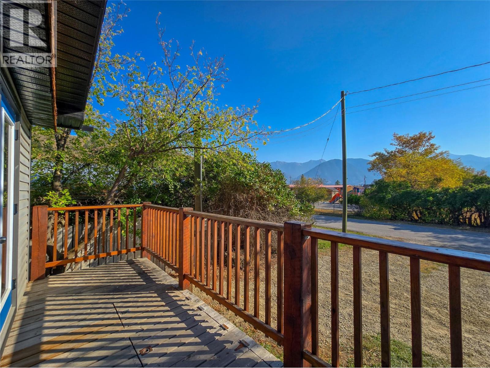 9181 Starke Avenue, Wilmer, British Columbia  V0A 1K5 - Photo 42 - 10363919