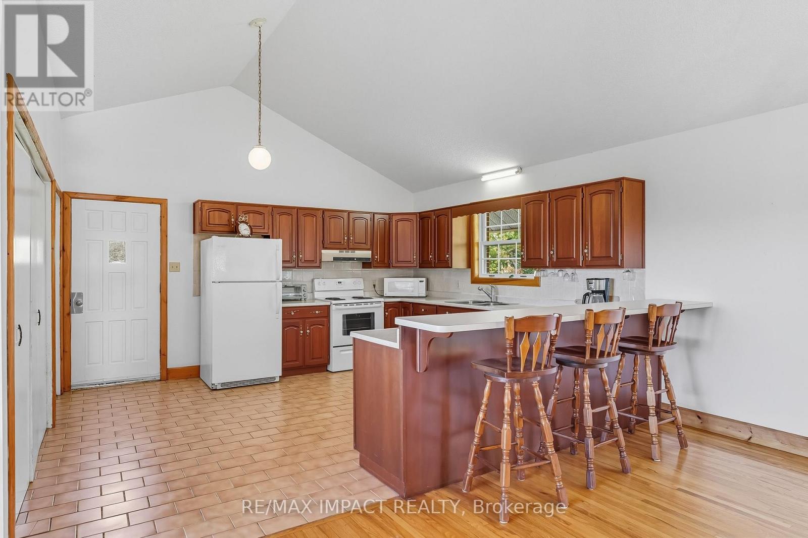 1530 10 Line W, Trent Hills, Ontario  K0L 1L0 - Photo 15 - X12426152