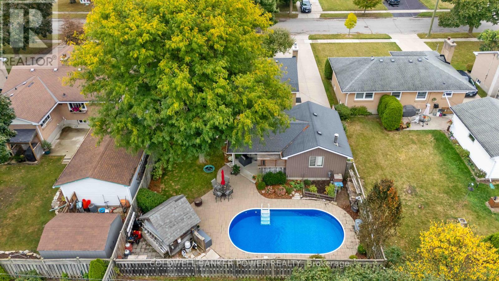 189 Starlight Avenue, London East, Ontario  N5W 4X8 - Photo 2 - X12426460