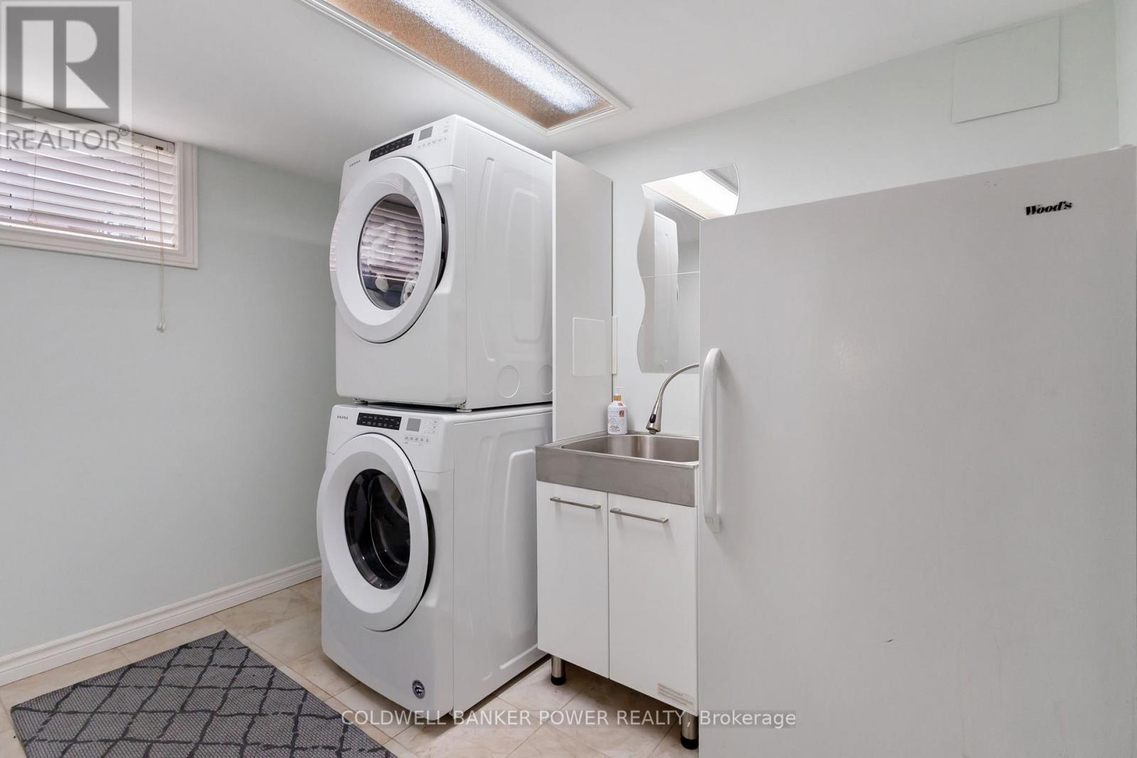 189 Starlight Avenue, London East, Ontario  N5W 4X8 - Photo 32 - X12426460