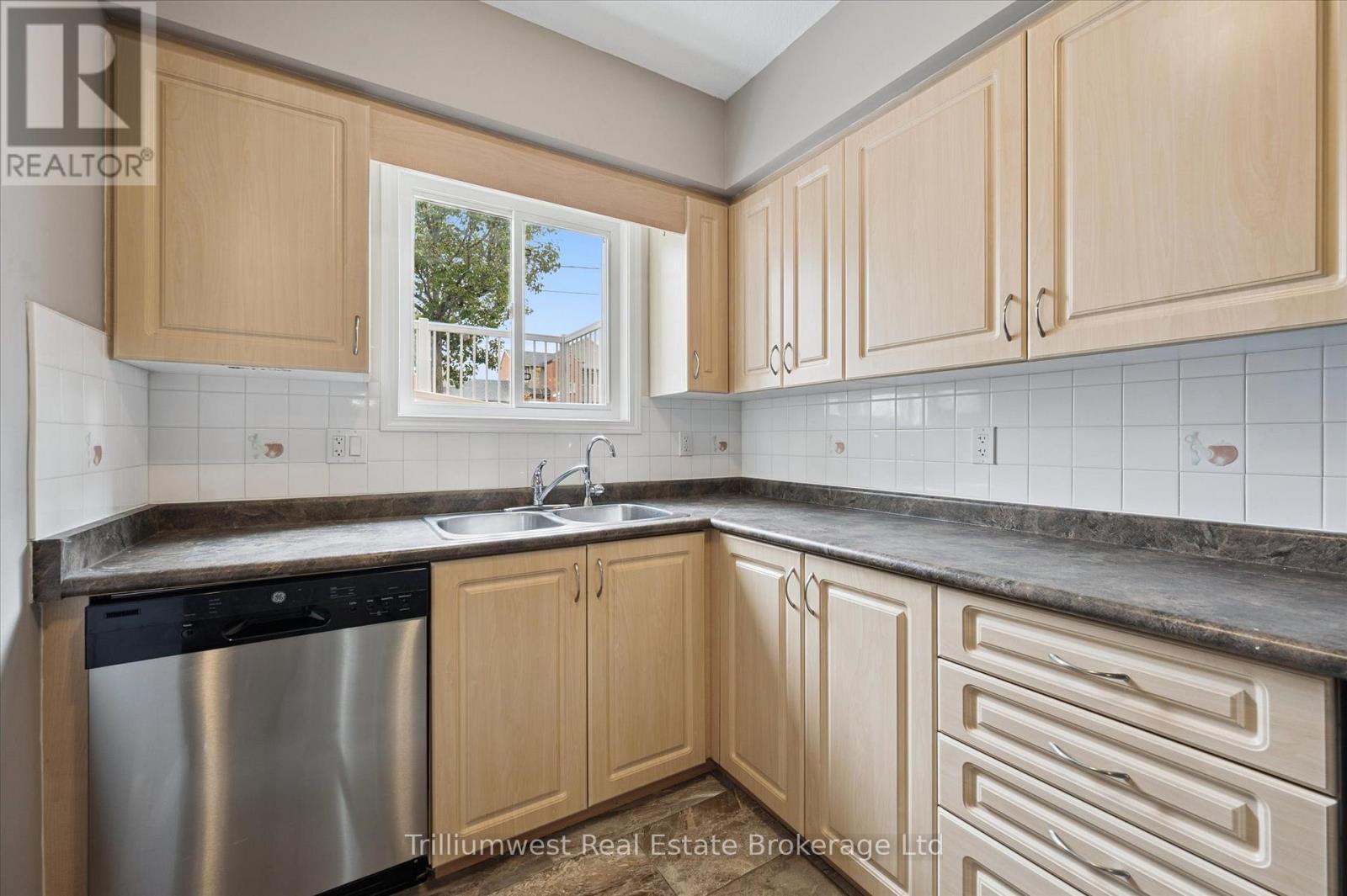 19c - 50 Howe Drive, Kitchener, Ontario  N2E 0A3 - Photo 13 - X12426426