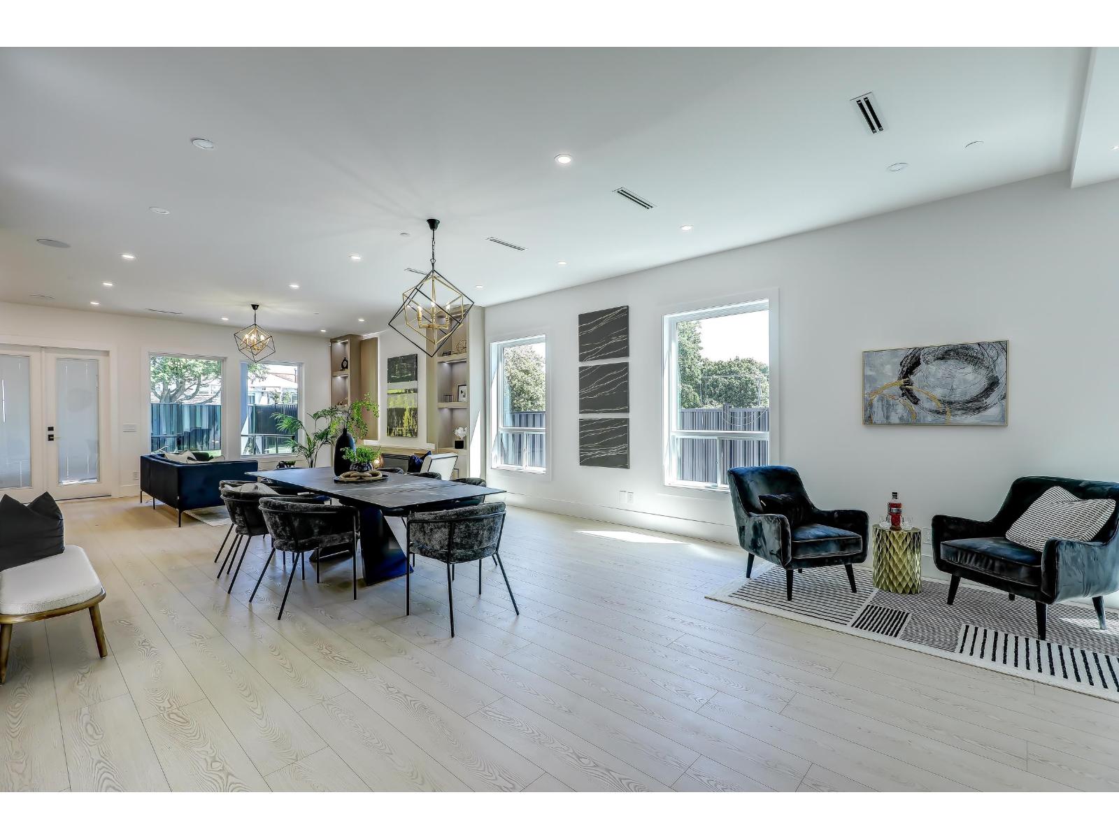 15569 Oxenham Avenue, White Rock, British Columbia  V4B 2J2 - Photo 6 - R3051805