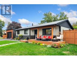 2 DAVIES COURT, Ottawa, Ontario