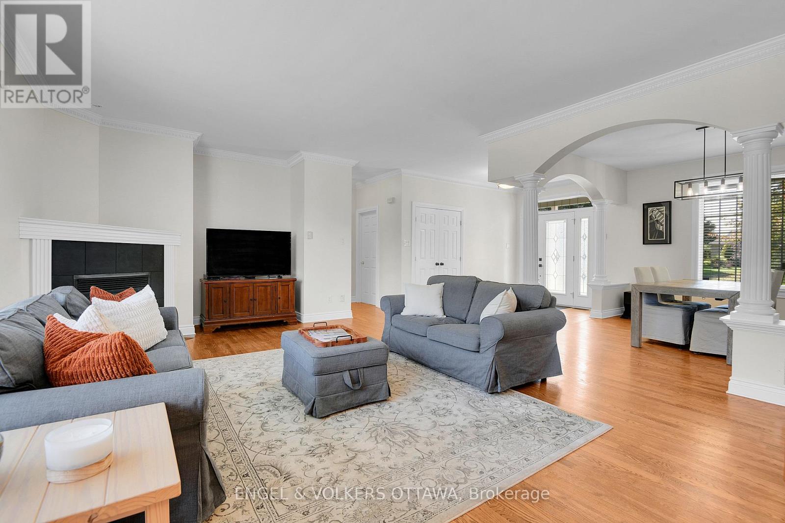 1491 Stableview Way, Ottawa, Ontario  K4P 1P2 - Photo 7 - X12426431