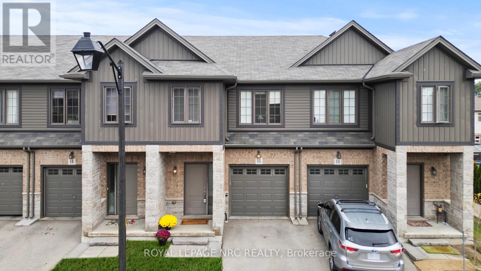 15 - 377 GLANCASTER ROAD, Hamilton, Ontario