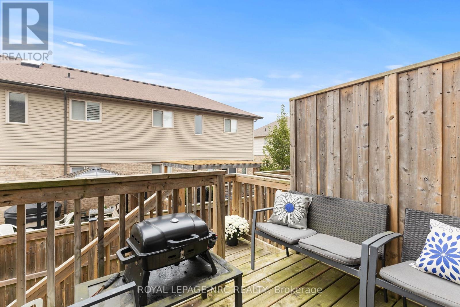 15 - 377 Glancaster Road, Hamilton, Ontario  L9G 0G4 - Photo 26 - X12426465