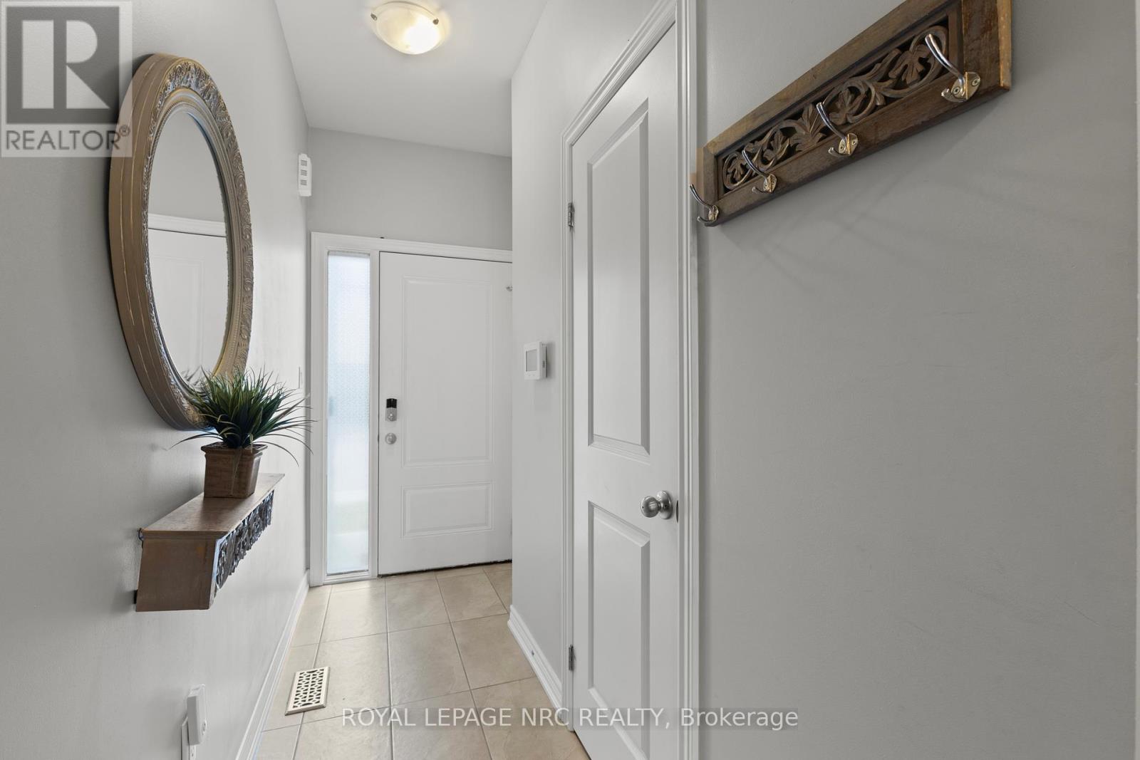 15 - 377 Glancaster Road, Hamilton, Ontario  L9G 0G4 - Photo 3 - X12426465